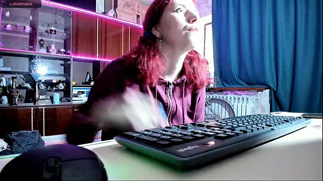 Snapshot of pa1e_pr1ncess chatting on February 2025 06:56:01 AM pa1e pr1ncess online show from February 2025 06:56:01 AM