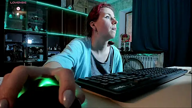 Snapshot of pa1e_pr1ncess chatting on February 2025 01:28:01 PM pa1e pr1ncess online show from February 2025 01:28:01 PM