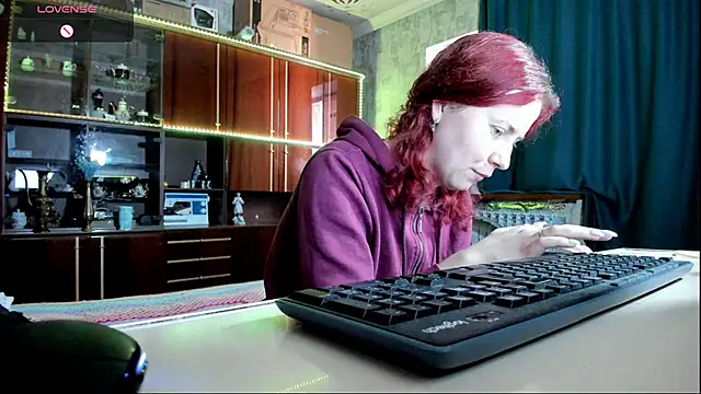 Snapshot of pa1e_pr1ncess chatting on March 2025 09:34:02 AM pa1e pr1ncess online show from March 2025 09:34:02 AM