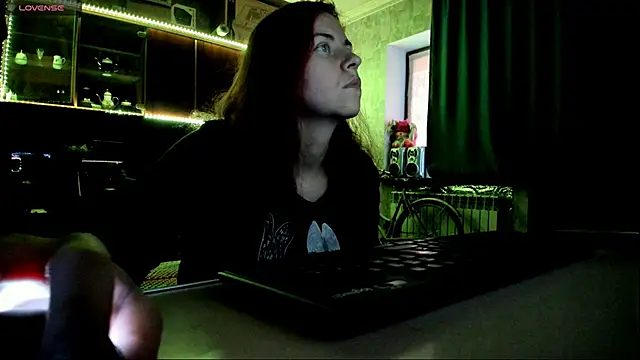 Snapshot of pa1e_pr1ncess chatting on March 2025 02:02:01 PM pa1e pr1ncess online show from March 2025 02:02:01 PM