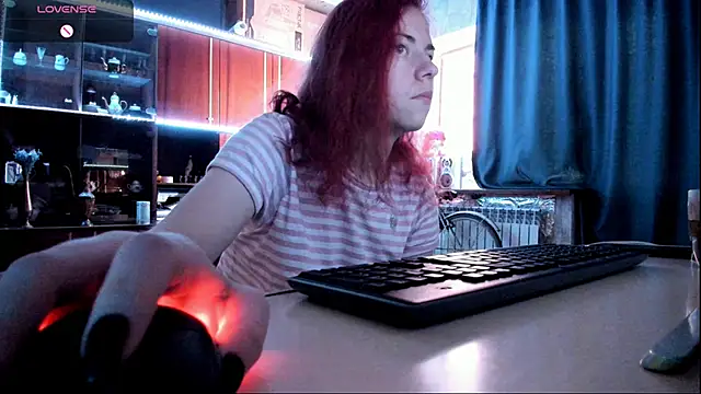 Snapshot of pa1e_pr1ncess chatting on March 2025 06:26:02 AM pa1e pr1ncess online show from March 2025 06:26:02 AM