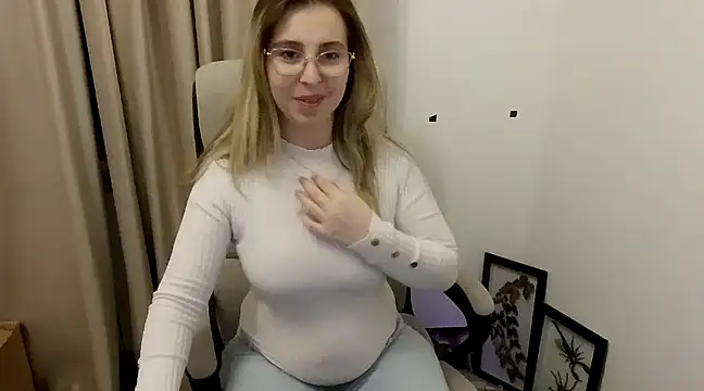 Aliss Hottie online show from March 2025 10:26:01 PM