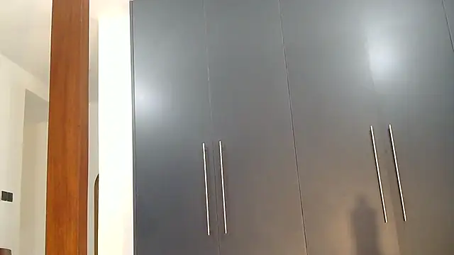 Snapshot of katt008 chatting on November 2025 03:03:01 PM katt008 online show from November 2025 03:03:01 PM