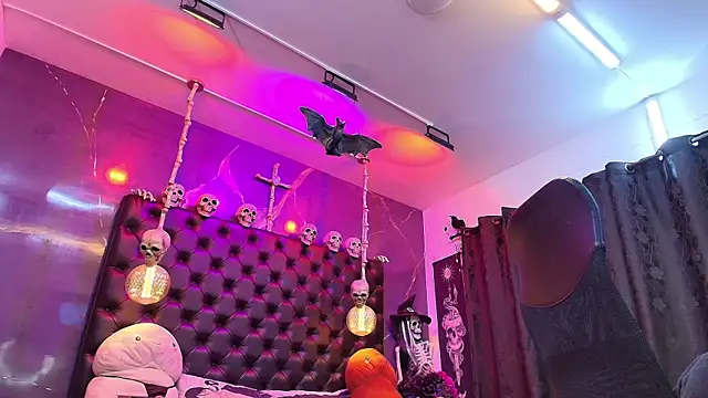 AlexHoe  online show from March 2025 09:48:02 PM