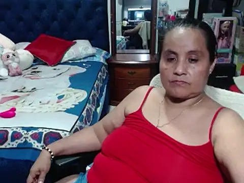 Snapshot of pervert_mommy_ chatting on January 2025 03:09:02 PM pervert mommy online show from January 2025 03:09:02 PM