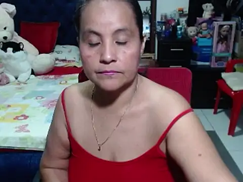 Snapshot of pervert_mommy_ chatting on January 2025 09:39:02 AM pervert mommy online show from January 2025 09:39:02 AM