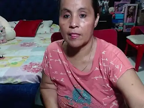 Snapshot of pervert_mommy_ chatting on January 2025 02:10:02 PM pervert mommy online show from January 2025 02:10:02 PM