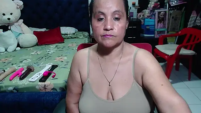 Snapshot of pervert_mommy_ chatting on March 2025 10:05:02 AM pervert mommy online show from March 2025 10:05:02 AM