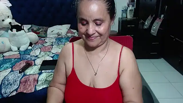 Snapshot of pervert_mommy_ chatting on March 2025 03:29:02 PM pervert mommy online show from March 2025 03:29:02 PM