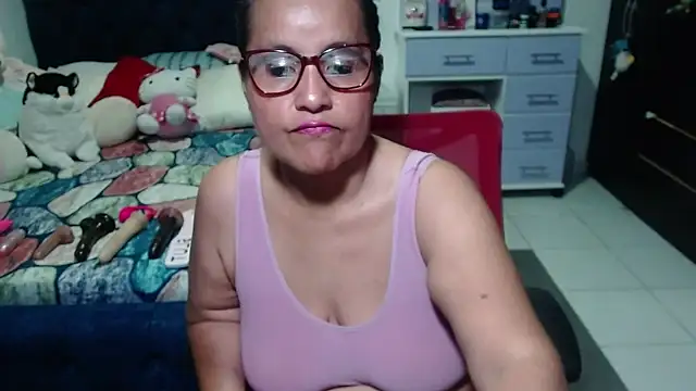 pervert mommy  online show from October 2025 11:22:01 AM