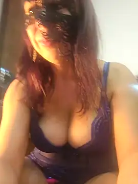 LAURAFOCOSA online show from October 2025 04:16:01 PM