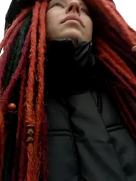 Frost foxy online show from October 2025 02:10:01 AM