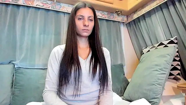 Dirty-Bya online show from September 2025 06:46:02 PM