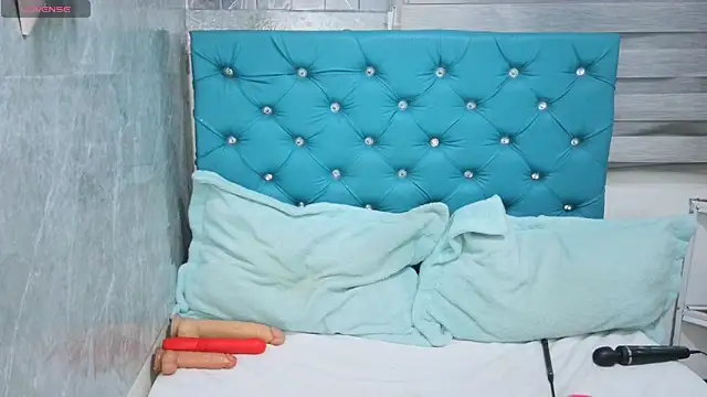 MAARYMOON online show from October 2025 10:45:01 AM