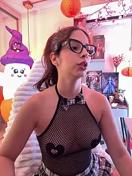 Snapshot of Zoe_Bae chatting on October 2025 09:24:02 PM Zoe Bae online show from October 2025 09:24:02 PM