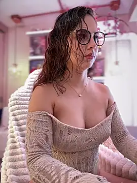 Snapshot of Zoe_Bae chatting on May 2026 12:08:01 AM Zoe Bae online show from May 2026 12:08:01 AM