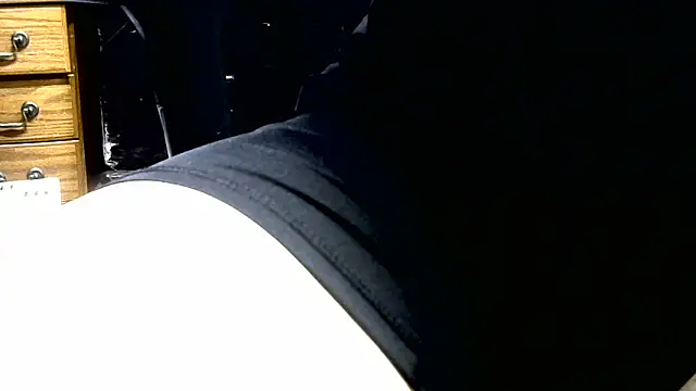 Snapshot of jjdirty6996 chatting on February 2026 05:30:01 PM jjdirty6996 online show from February 2026 05:30:01 PM