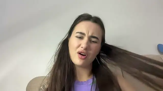 Snapshot of Molly7754 chatting on October 2025 08:53:02 PM Molly7754 online show from October 2025 08:53:02 PM