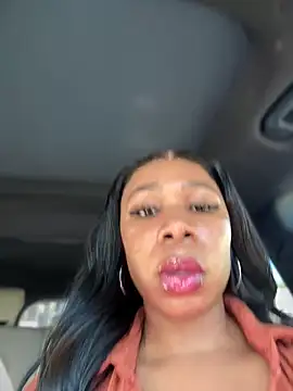 Belle    online show from October 2025 04:27:02 PM