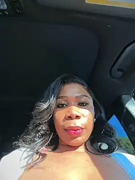 Snapshot of Belle___ chatting on June 2026 10:26:01 PM Belle online show from June 2026 10:26:01 PM