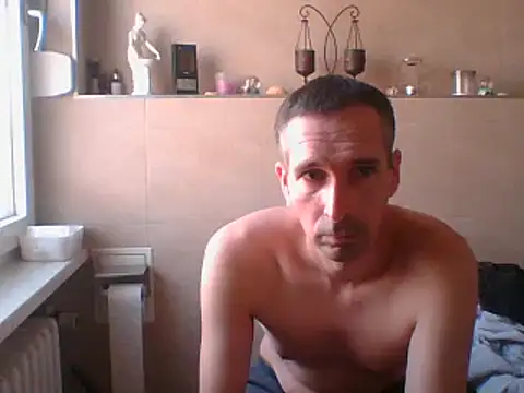 Snapshot of Geiler-boy313 chatting on March 2025 08:40:01 AM Geiler-boy313 online show from March 2025 08:40:01 AM