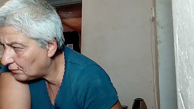 ExquisiteMature online show from September 2025 11:00:01 AM