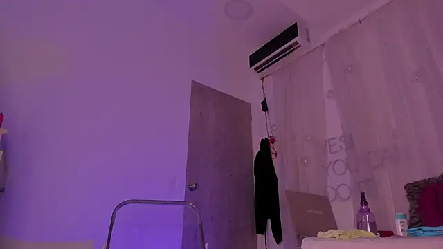 carolgaita online show from January 2025 05:42:01 PM