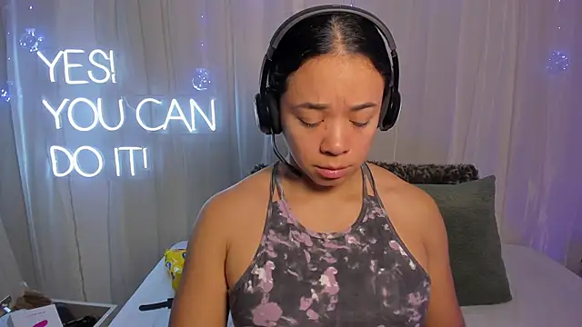 carolgaita online show from January 2025 11:20:01 AM