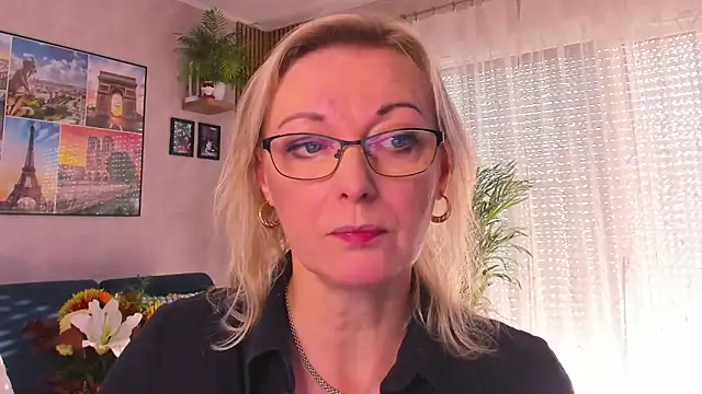 vanessa chat online show from October 2025 07:20:01 AM