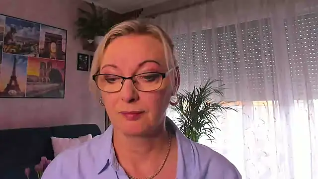 Snapshot of vanessa_chat chatting on May 2026 01:27:02 PM vanessa chat online show from May 2026 01:27:02 PM