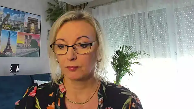 Snapshot of vanessa_chat chatting on May 2026 01:18:01 PM vanessa chat online show from May 2026 01:18:01 PM
