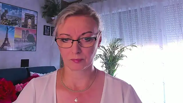 Snapshot of vanessa_chat chatting on June 2026 01:28:02 PM vanessa chat online show from June 2026 01:28:02 PM