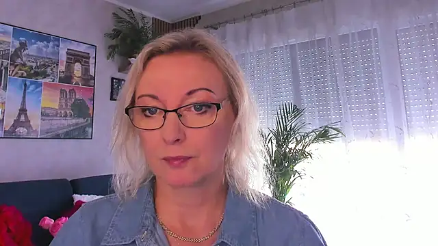 Snapshot of vanessa_chat chatting on June 2026 01:23:02 PM vanessa chat online show from June 2026 01:23:02 PM