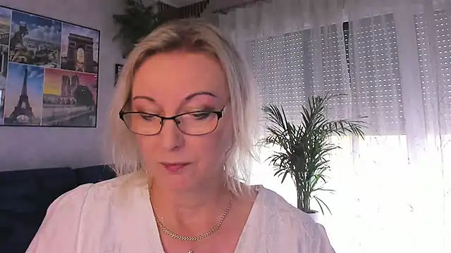 Snapshot of vanessa_chat chatting on July 2026 01:13:01 PM vanessa chat online show from July 2026 01:13:01 PM