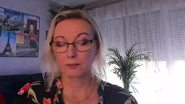 Snapshot of vanessa_chat chatting on July 2026 01:15:02 PM vanessa chat online show from July 2026 01:15:02 PM