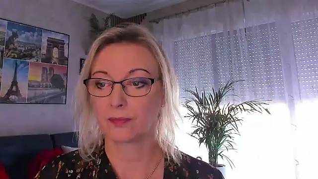 Snapshot of vanessa_chat chatting on July 2026 02:13:01 PM vanessa chat online show from July 2026 02:13:01 PM
