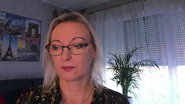 Snapshot of vanessa_chat chatting on July 2026 05:01:02 PM vanessa chat online show from July 2026 05:01:02 PM