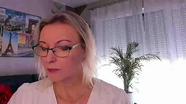 Snapshot of vanessa_chat chatting on August 2026 01:27:01 PM vanessa chat online show from August 2026 01:27:01 PM