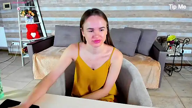 SusanSmit online show from October 2025 07:05:01 PM