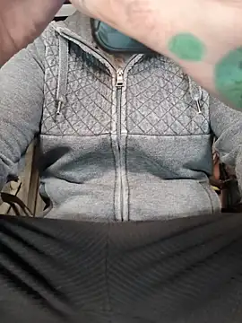 DarkDea online show from January 2026 02:32:01 PM