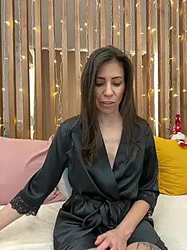 HotyWinter online show from December 2024 01:19:02 PM