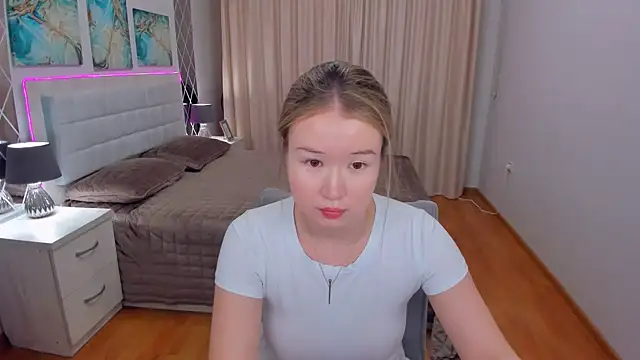 PollyOcean online show from February 2025 02:29:02 PM