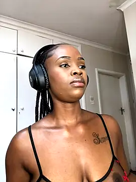 LuciousLips96 online show from September 2025 09:55:02 AM