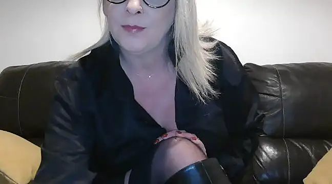 lilie69 online show from February 2025 11:19:02 AM