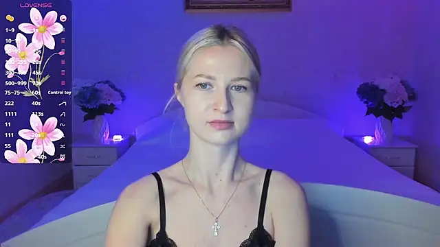 AnnaCarrera online show from November 2025 09:37:01 PM