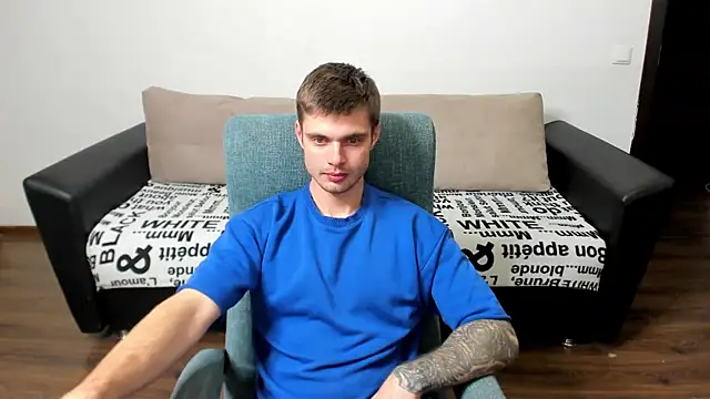 Snapshot of maks_wolfis chatting on December 2024 09:26:01 PM maks wolfis online show from December 2024 09:26:01 PM