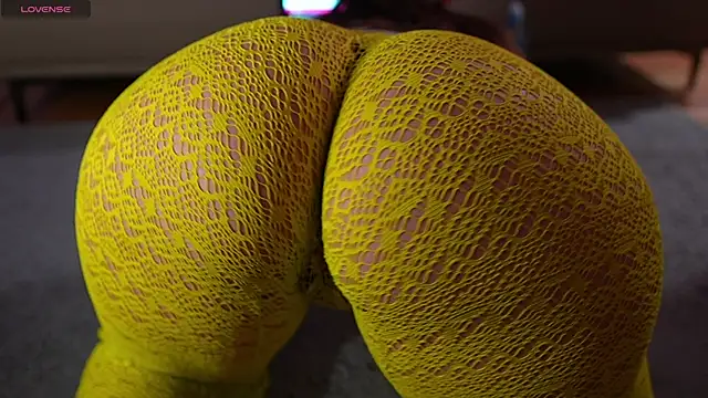 pawg queen online show from October 2025 09:44:01 PM