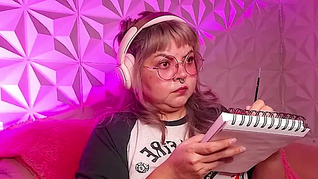 Satyn doll online show from November 2025 09:41:02 PM