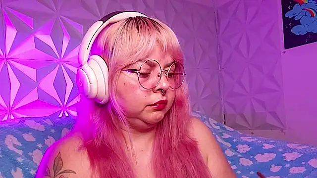 Satyn doll online show from March 2026 10:17:02 PM