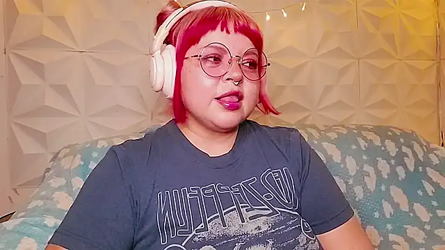 Snapshot of Satyn_doll chatting on June 2026 10:24:01 PM Satyn doll online show from June 2026 10:24:01 PM